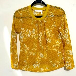 See by Chloe golden open weave top raglan sleeves white print great condition xs